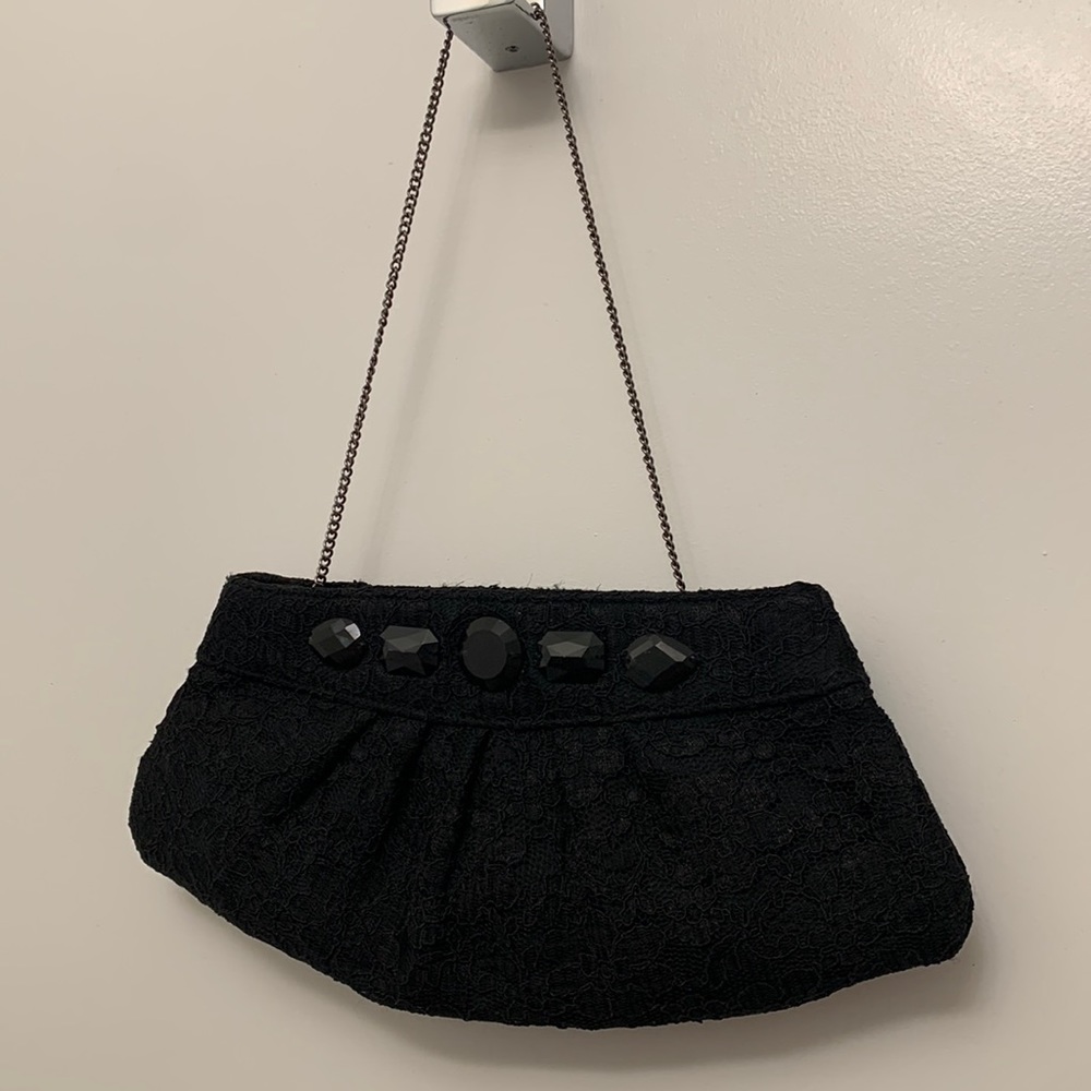 White house  Black Market party  clutch